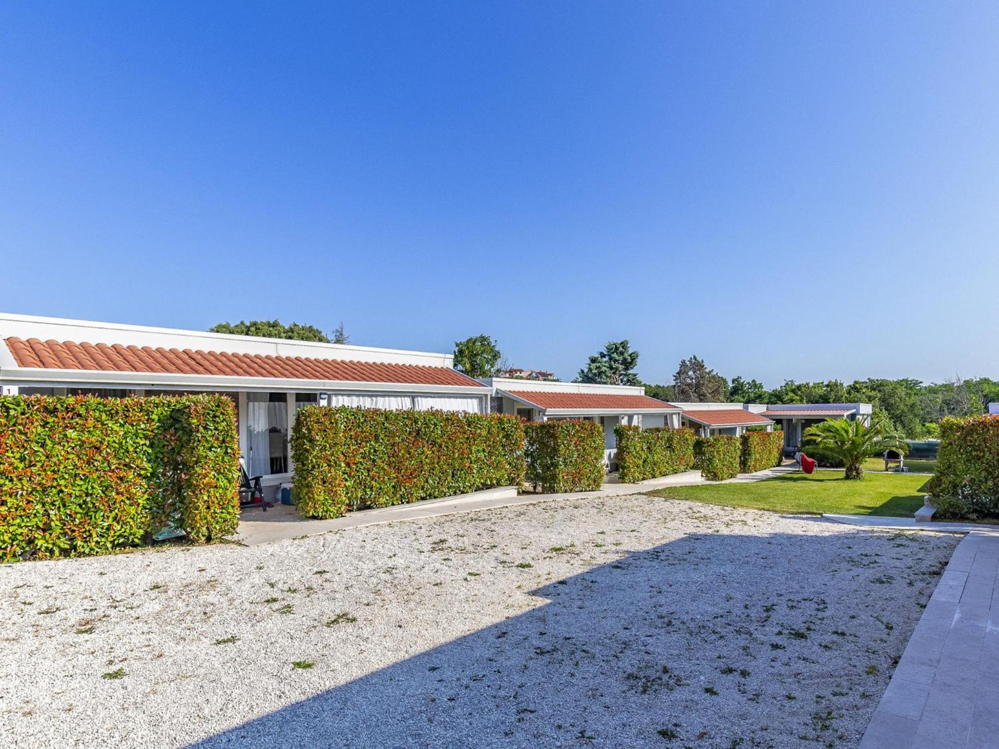 Superior-11 By Interhome * Pula