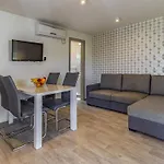 Holiday Home Superior-11 By Interhome